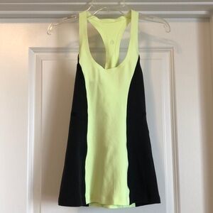 Lululemon Womens Scoop Me Up Racerback Surf Bonded Tank Sz 4 Faded Zap Black